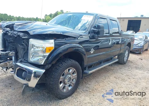 2013 Ford F-250 Lariat из США, поврежденный, VIN 1FT7W2BT3DEA29470